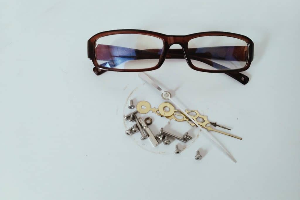 Brillen- und Optik-Zubehör Online kaufen - Online-Shop für Brillenzubehör